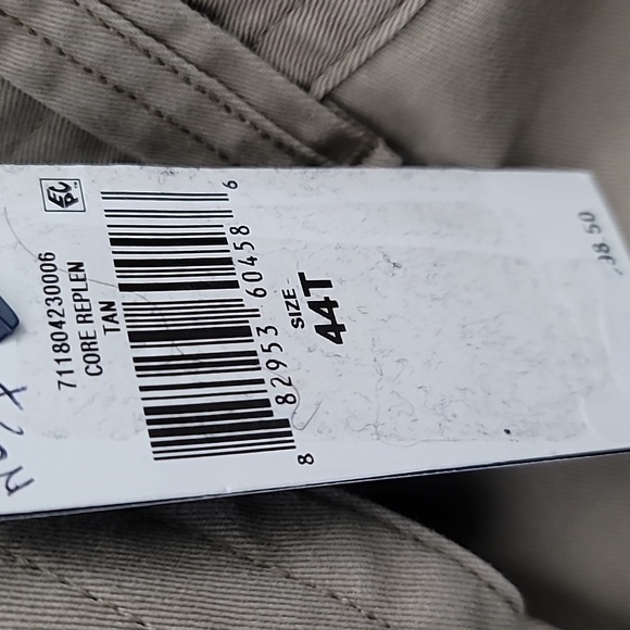 Polo Ralph Lauren Classic Polo Chino Cargo Shorts - Picture 10 of 11